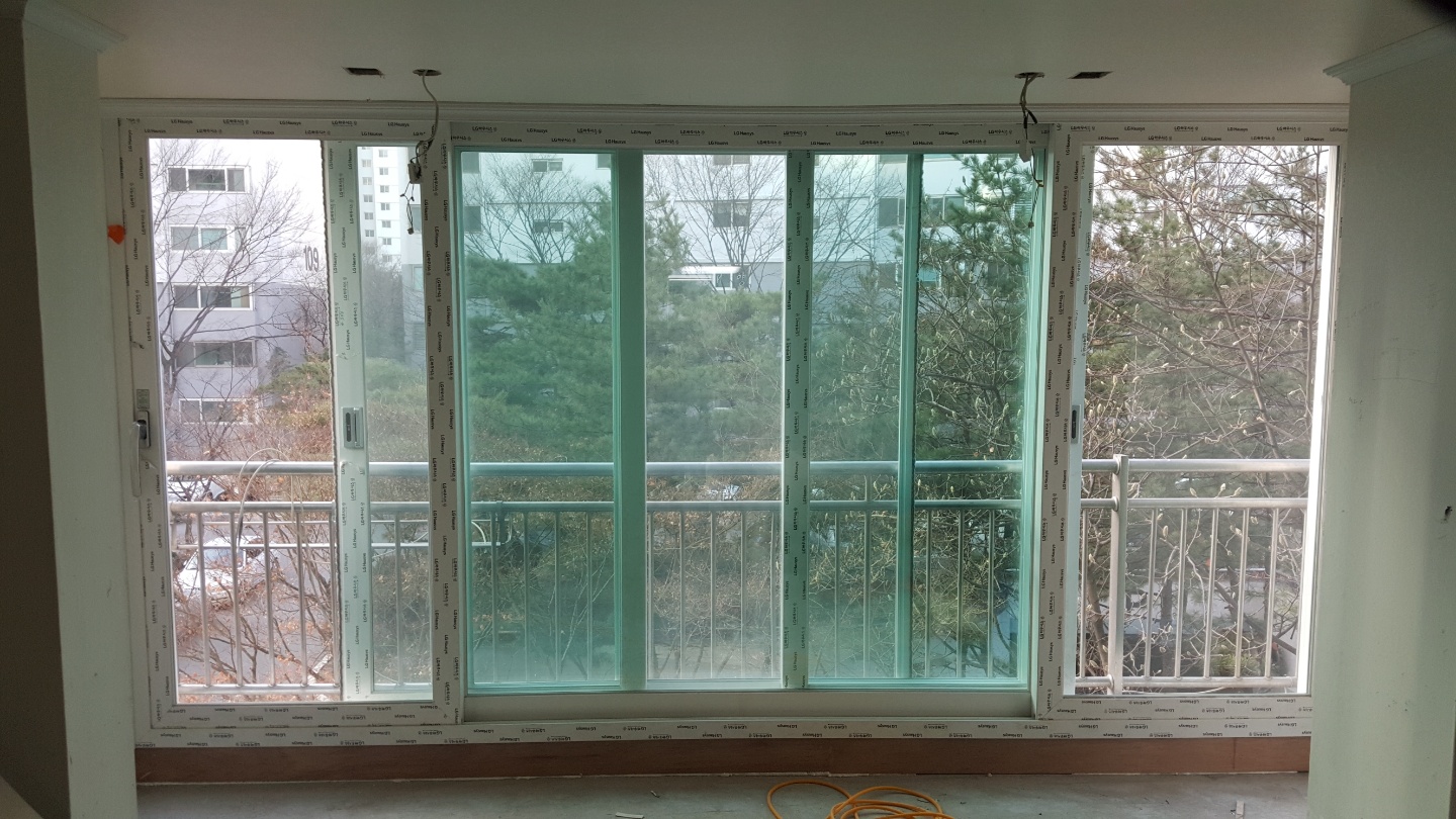 2084360905_PEICQlJ9_7c5e57107bc7d669002bce7225be4c998ef31506.jpg 이미지크게보기