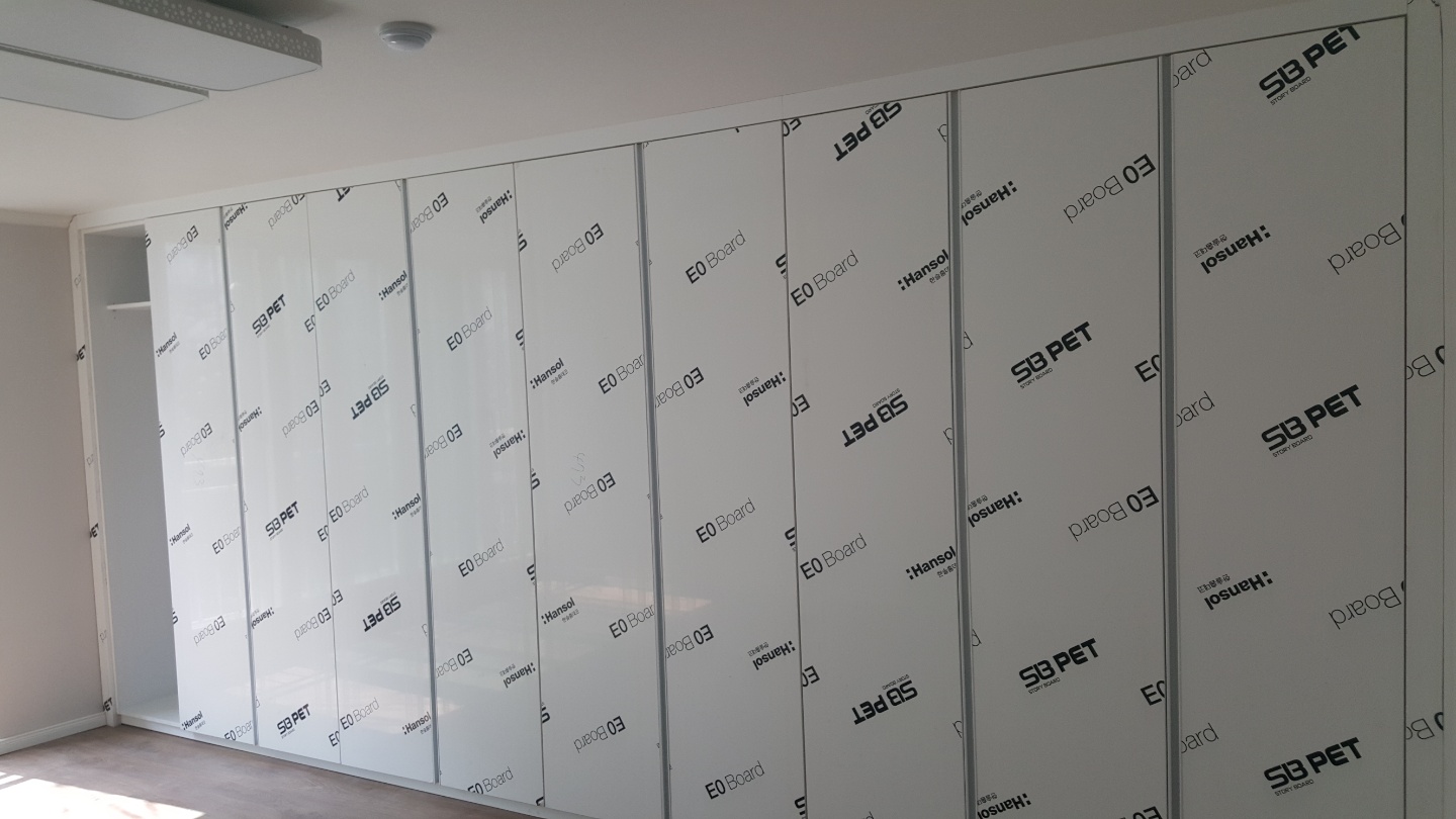 2084360905_ewRs05Xf_afb44e2c80f0b50ea3a6e152dea60f34c4cd9aff.jpg 이미지크게보기