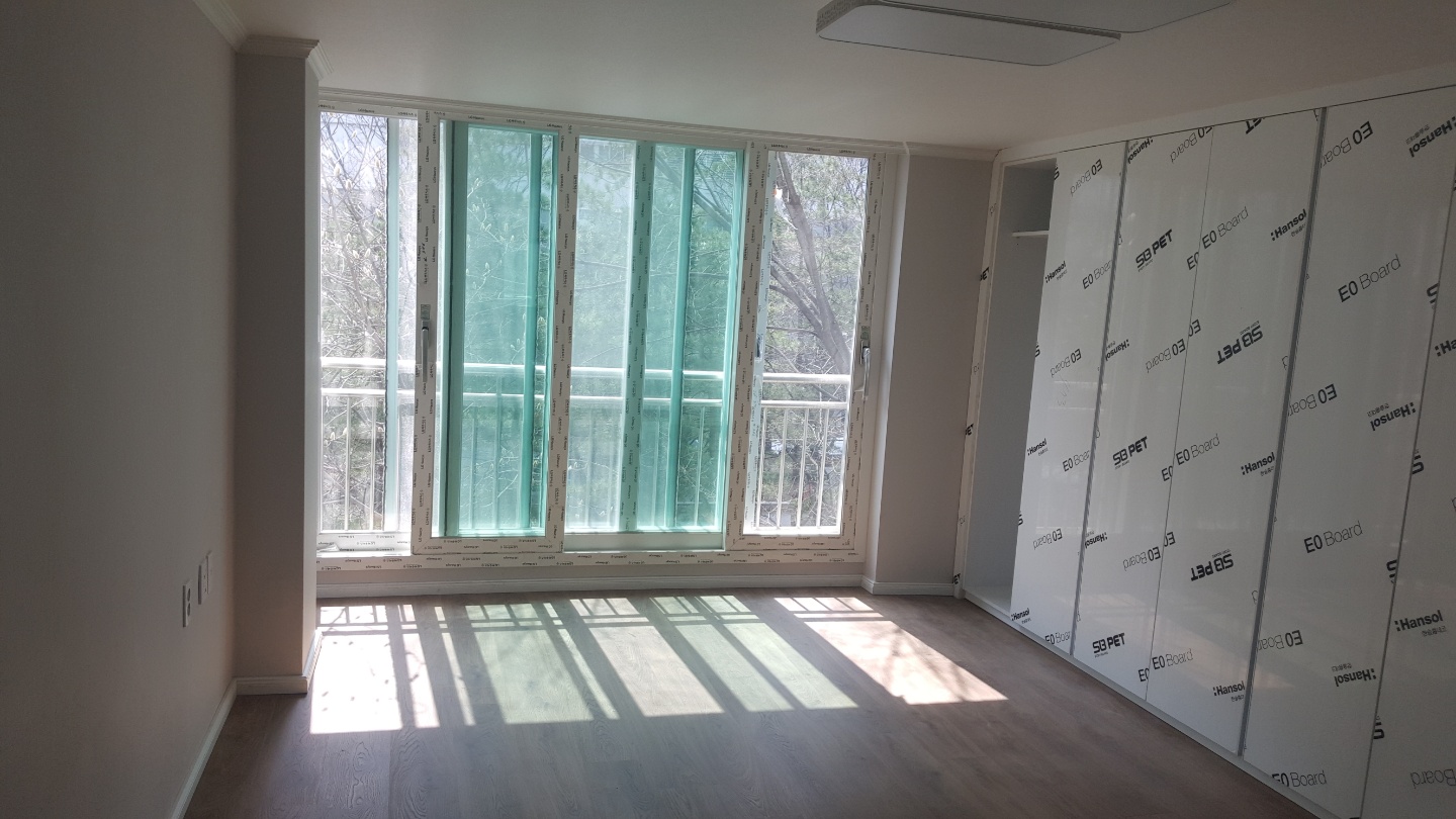 2084360905_urtnE4LI_a7c65d7249f040e7f52948579e7988a500734707.jpg 이미지크게보기